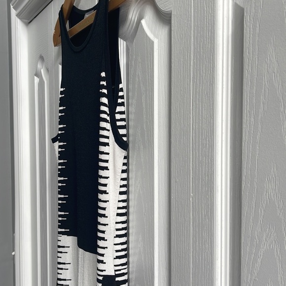 Vince Camuto Sleeveless Knit Dress Medium - Picture 3 of 9